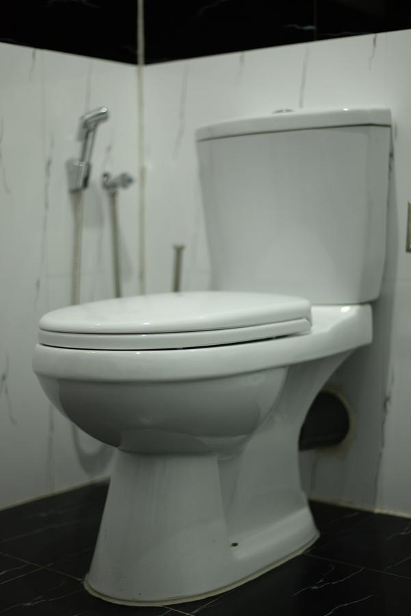 Hotel Agape Mannar Esterno foto